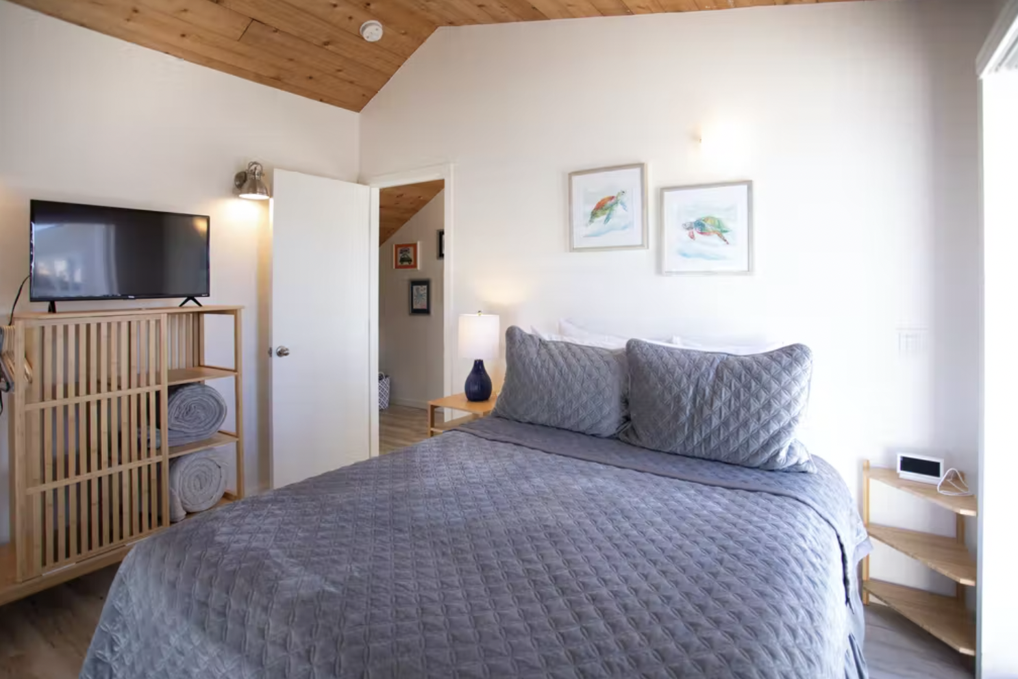 Rockaway Home - Image 32